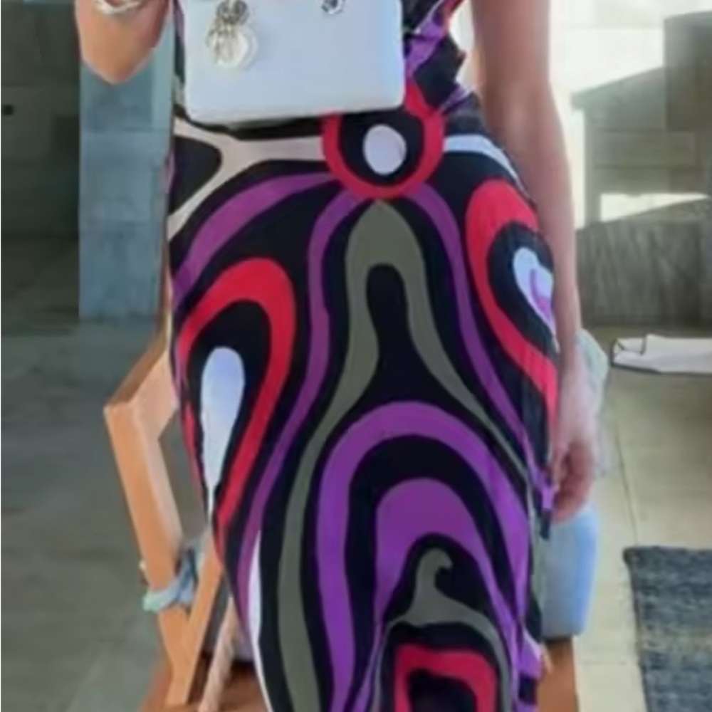 Colorful Abstract Maxi Dress - Picture 2 of 6